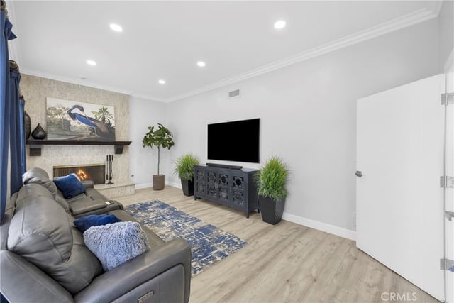 6380 E Bixby Hill, Long Beach, CA 90815 — photo 8 of 47