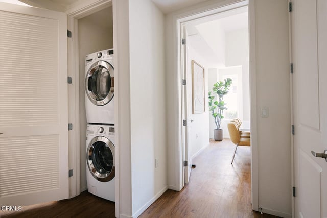 124 W Colorado Street 108, Glendale, CA 91204 — photo 19 of 51