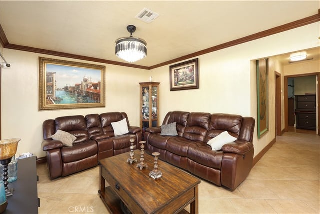 1307 S Cliveden, Compton, CA 90220 — photo 5 of 24