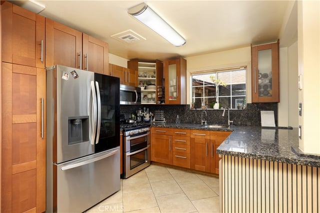 1307 S Cliveden, Compton, CA 90220 — photo 8 of 24