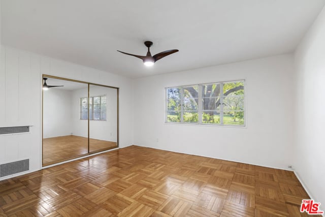 5165 Village, Los Angeles, CA 90016 — photo 11 of 16