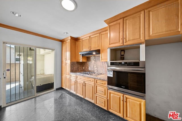 8058 Fulton Avenue, North Hollywood, CA 91605 — photo 14 of 39