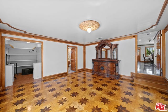 8058 Fulton Avenue, North Hollywood, CA 91605 — photo 17 of 39
