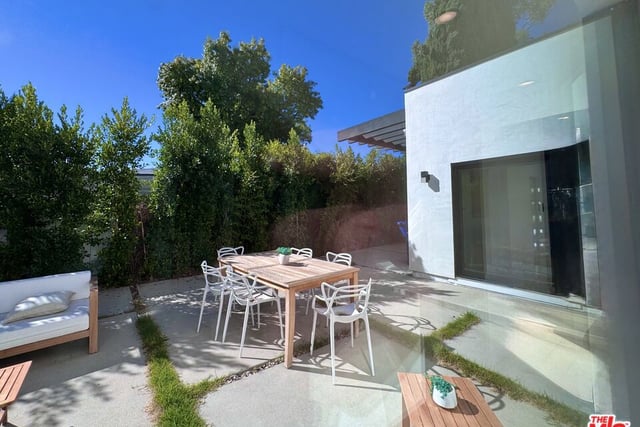 4040 Cartwright Avenue, Studio City, CA 91604 — photo 14 of 28