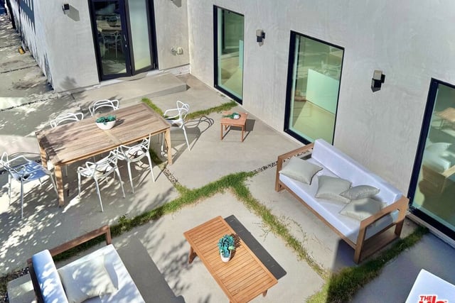 4040 Cartwright Avenue, Studio City, CA 91604 — photo 18 of 28