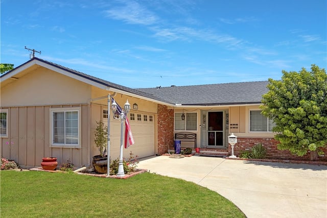 342 Ridgeway, Ventura, CA 93004 — photo 2 of 22