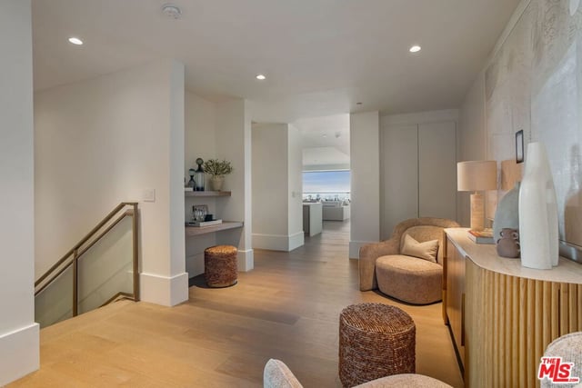 8420 W Sunset Boulevard 607, West Hollywood, CA 90069 — photo 10 of 45