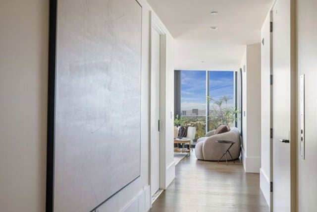8420 W Sunset Boulevard 607, West Hollywood, CA 90069 — photo 15 of 45