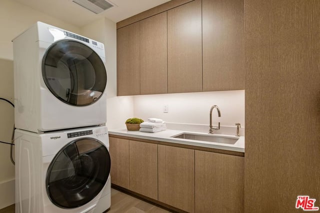 8420 W Sunset Boulevard 607, West Hollywood, CA 90069 — photo 30 of 45