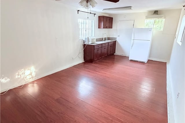 13100 Foothill, Los Angeles, CA 91342 — photo 8 of 10