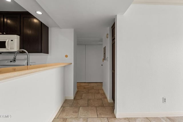 5325 Newcastle Avenue 126, Encino, CA 91316 — photo 17 of 33