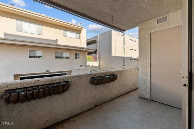 5325 Newcastle Avenue 126, Encino, CA 91316 — photo 8 of 33