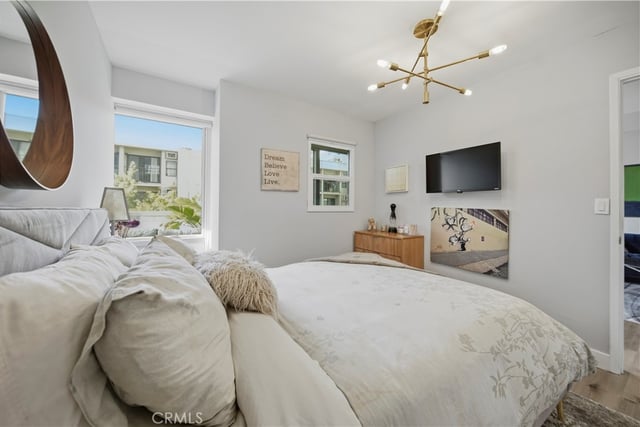 7135 Hollywood Boulevard 405, Hollywood, CA 90046 — photo 11 of 24