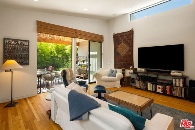 2005 Walnut Avenue, Venice, CA 90291 — photo 40 of 48