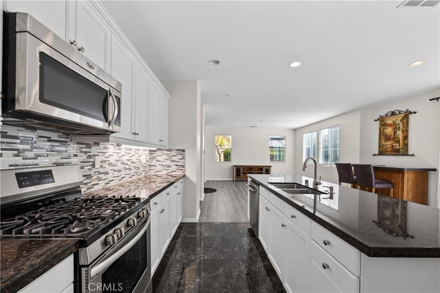 22035 Windham, Saugus, CA 91350 — photo 11 of 42