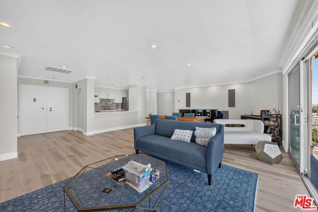 101 California Avenue 1404, Santa Monica, CA 90403 — photo 14 of 41