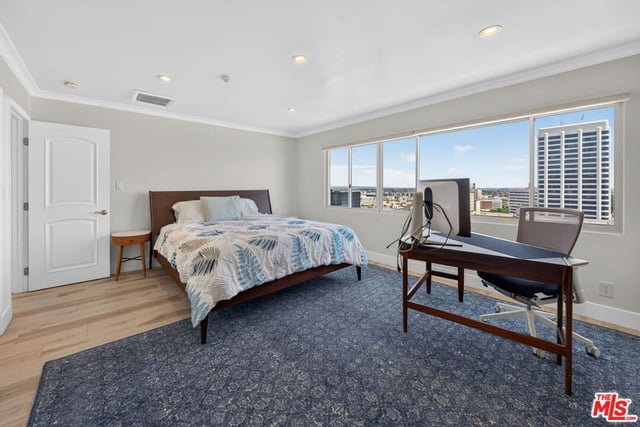 101 California Avenue 1404, Santa Monica, CA 90403 — photo 21 of 41