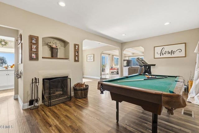 950 N 10th Street, Santa Paula, CA 93060 — photo 6 of 34