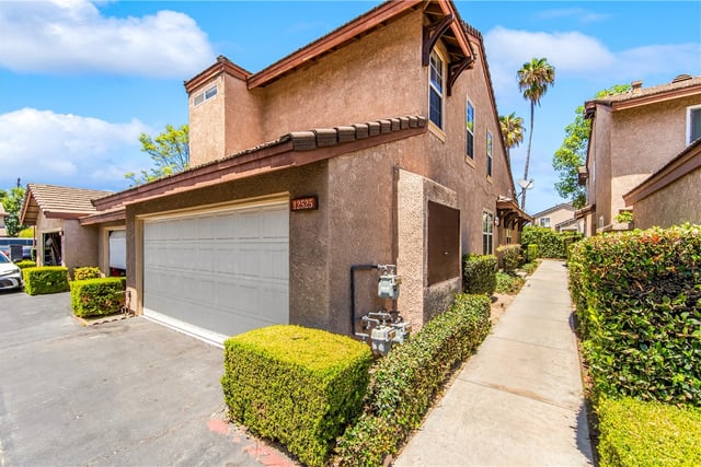 12525 Pinehurst, El Monte, CA 91732 — photo 3 of 60