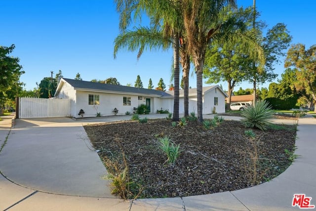 10401 Amigo Avenue, Porter Ranch, CA 91326 — photo 6 of 56