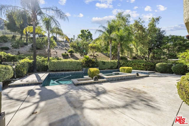 25345 Irving Lane, Stevenson Ranch, CA 91381 — photo 21 of 39