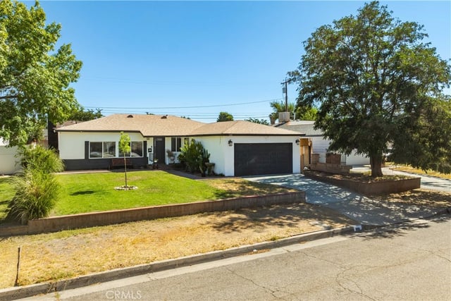 1050 W Avenue J6, Lancaster, CA 93534 — photo 31 of 33