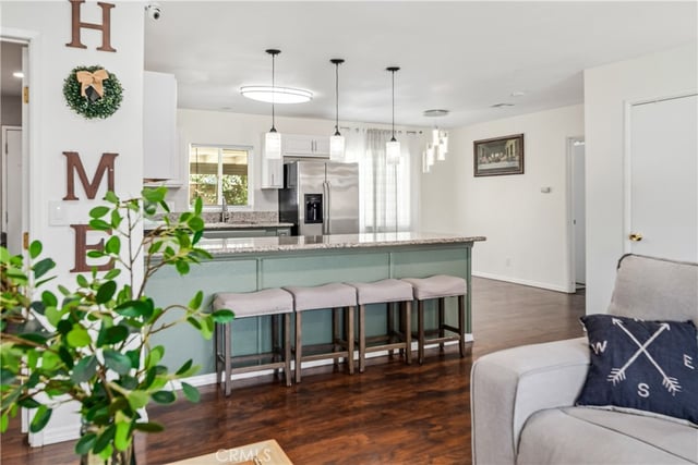 1050 W Avenue J6, Lancaster, CA 93534 — photo 8 of 33
