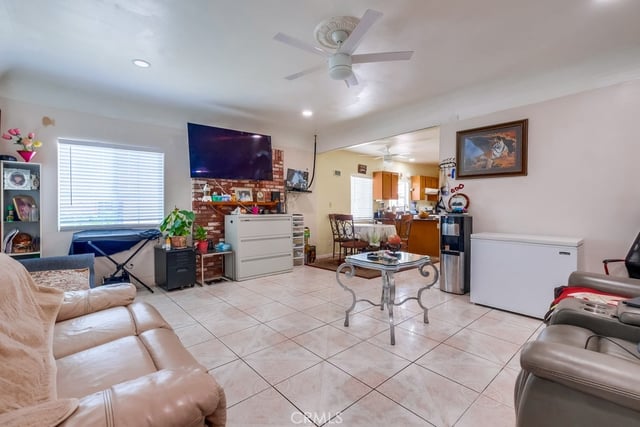 2663 Loosmore, Los Angeles, CA 90065 — photo 3 of 29