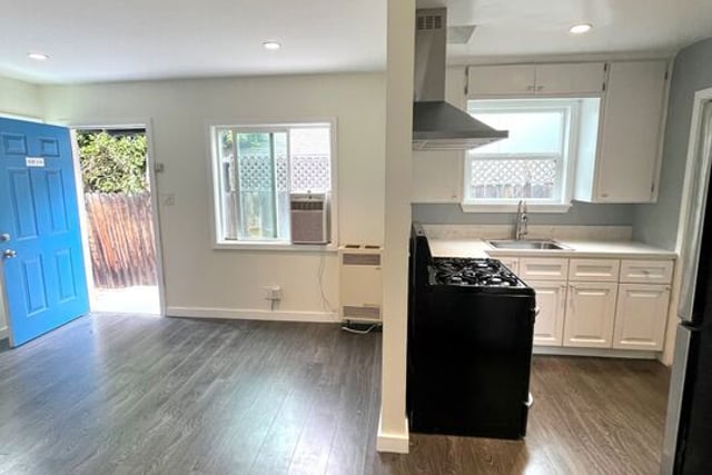 838 N Ridgewood Place, Los Angeles, CA 90038 — photo 25 of 34