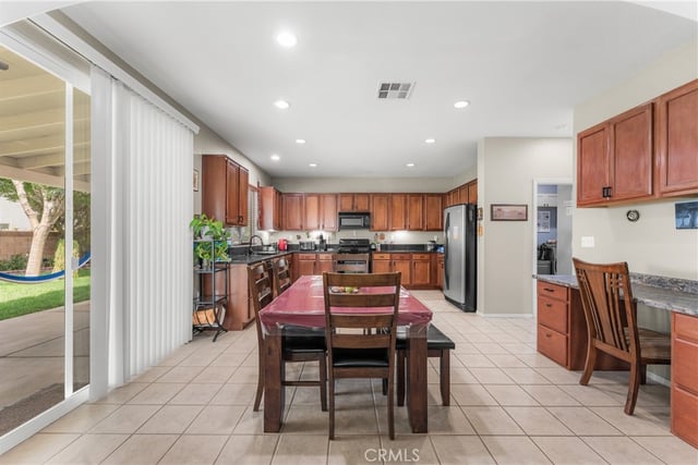 2821 E Avenue J4, Lancaster, CA 93535 — photo 14 of 47