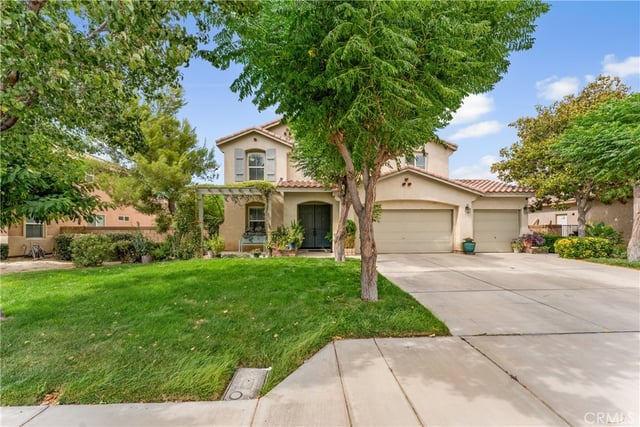 2821 E Avenue J4, Lancaster, CA 93535 — photo 2 of 47