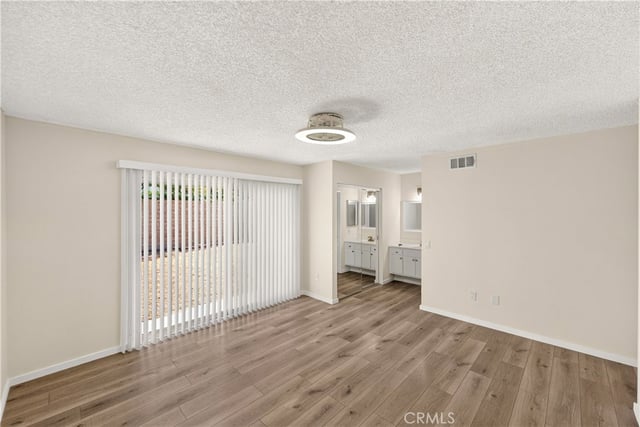 11440 Amigo, Los Angeles, CA 91326 — photo 21 of 43