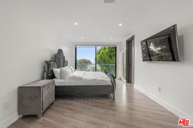 6181 Temple Hill Drive, Los Angeles, CA 90068 — photo 38 of 58