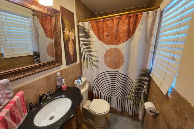 326 N Steckel Drive, Santa Paula, CA 93060 — photo 11 of 17