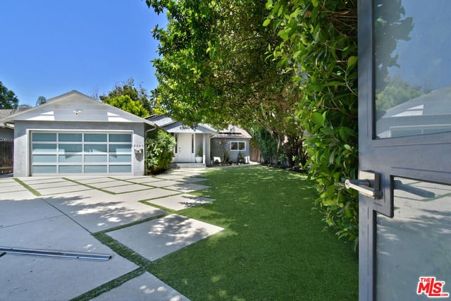 4445 Vantage Avenue, Los Angeles, CA 91604 — photo 31 of 34