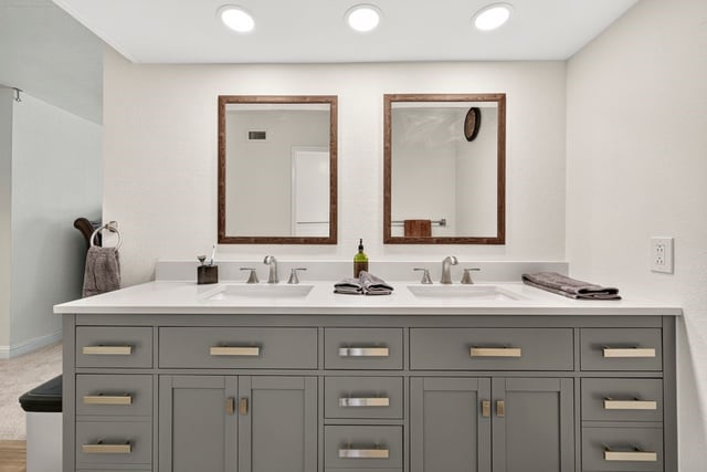 27730 Sutters Pointe, Saugus, CA 91350 — photo 15 of 29