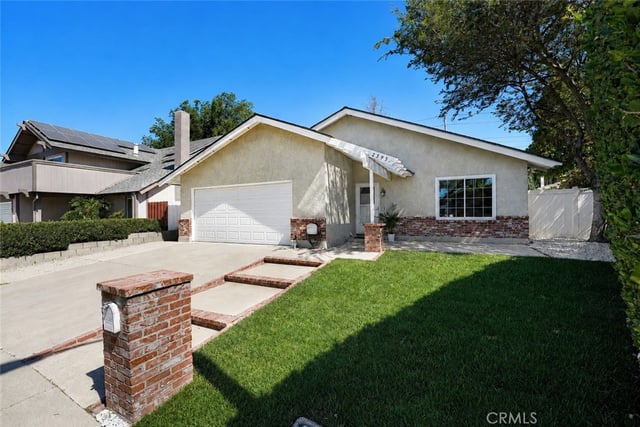 2395 Century, Simi Valley, CA 93063 — photo 3 of 17