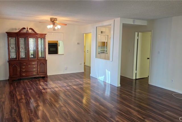 19340 Oak Crossing, Newhall, CA 91321 — photo 13 of 28
