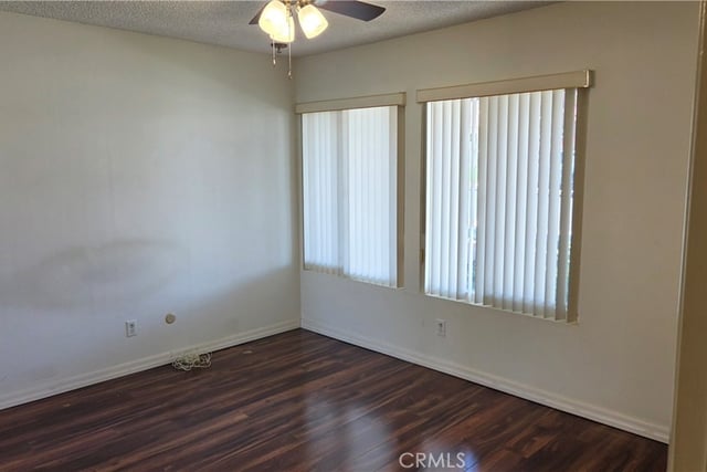 19340 Oak Crossing, Newhall, CA 91321 — photo 3 of 28