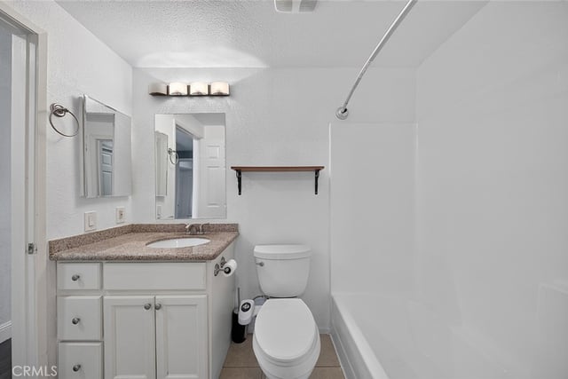 720 W 4th 318, Long Beach, CA 90802 — photo 13 of 59