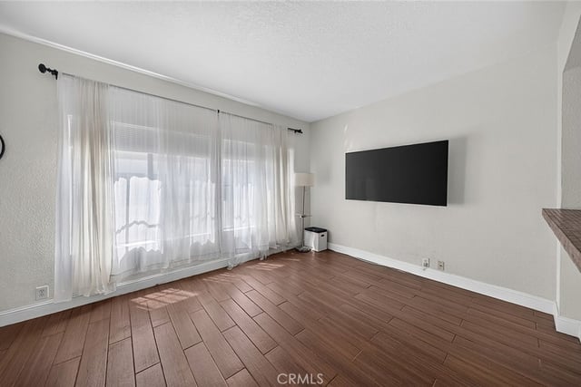 720 W 4th 318, Long Beach, CA 90802 — photo 22 of 59