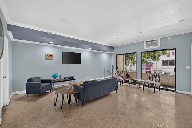 720 W 4th 318, Long Beach, CA 90802 — photo 50 of 59