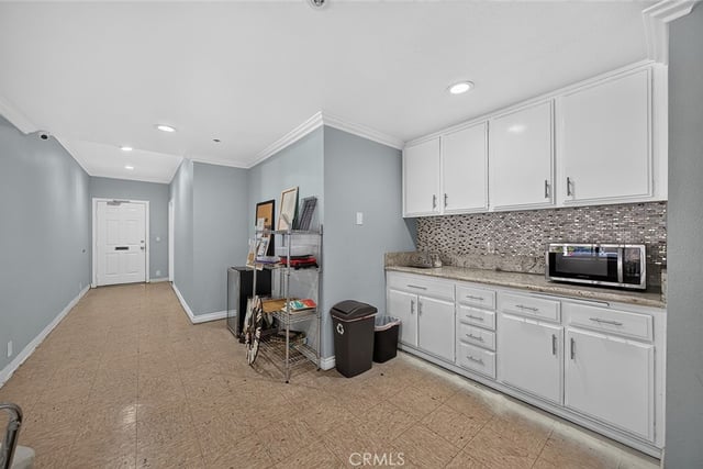 720 W 4th 318, Long Beach, CA 90802 — photo 51 of 59