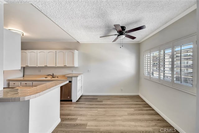 5349 Newcastle 56, Encino, CA 91316 — photo 10 of 35