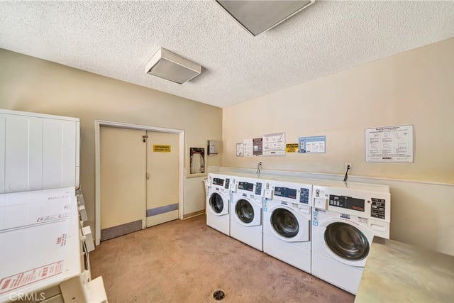 5349 Newcastle 56, Encino, CA 91316 — photo 35 of 35