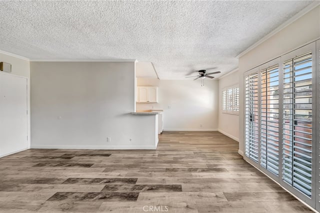 5349 Newcastle 56, Encino, CA 91316 — photo 7 of 35