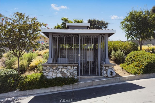 1518 Creekside Court A, Pasadena, CA 91107 — photo 40 of 43