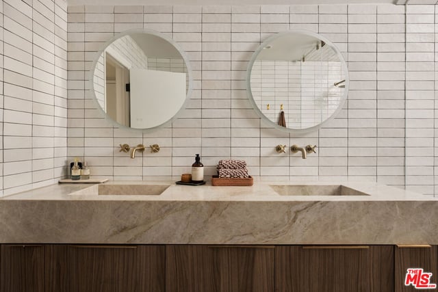 3731 Blue Canyon Drive, Studio City, CA 91604 — photo 18 of 24
