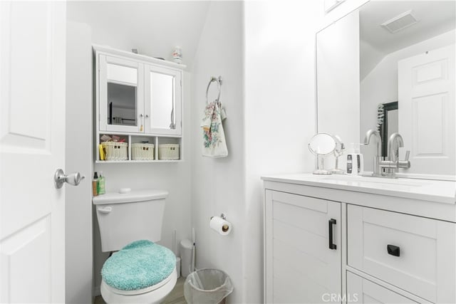 12120 Terra Bella, Pacoima, CA 91331 — photo 17 of 39