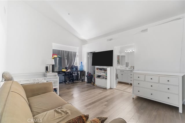 12120 Terra Bella, Pacoima, CA 91331 — photo 21 of 39